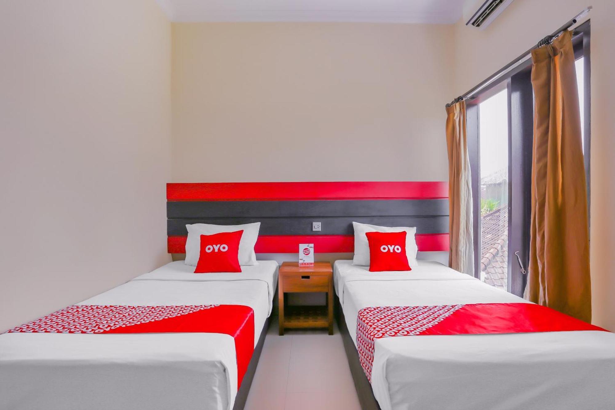 Oyo 4012 Ari Beach Inn Kuta  Luaran gambar